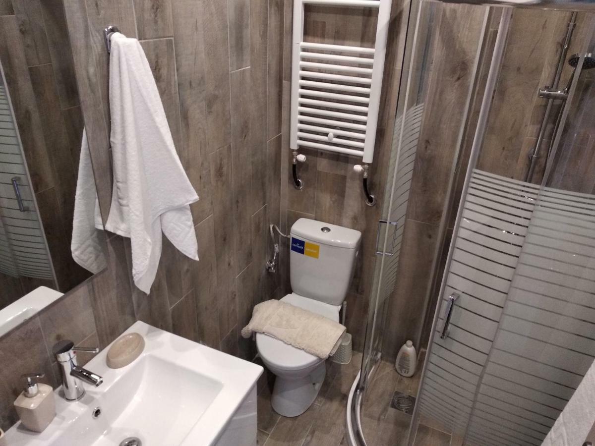 Metro Apartment เทสซาโลนิกิ ภายนอก รูปภาพ